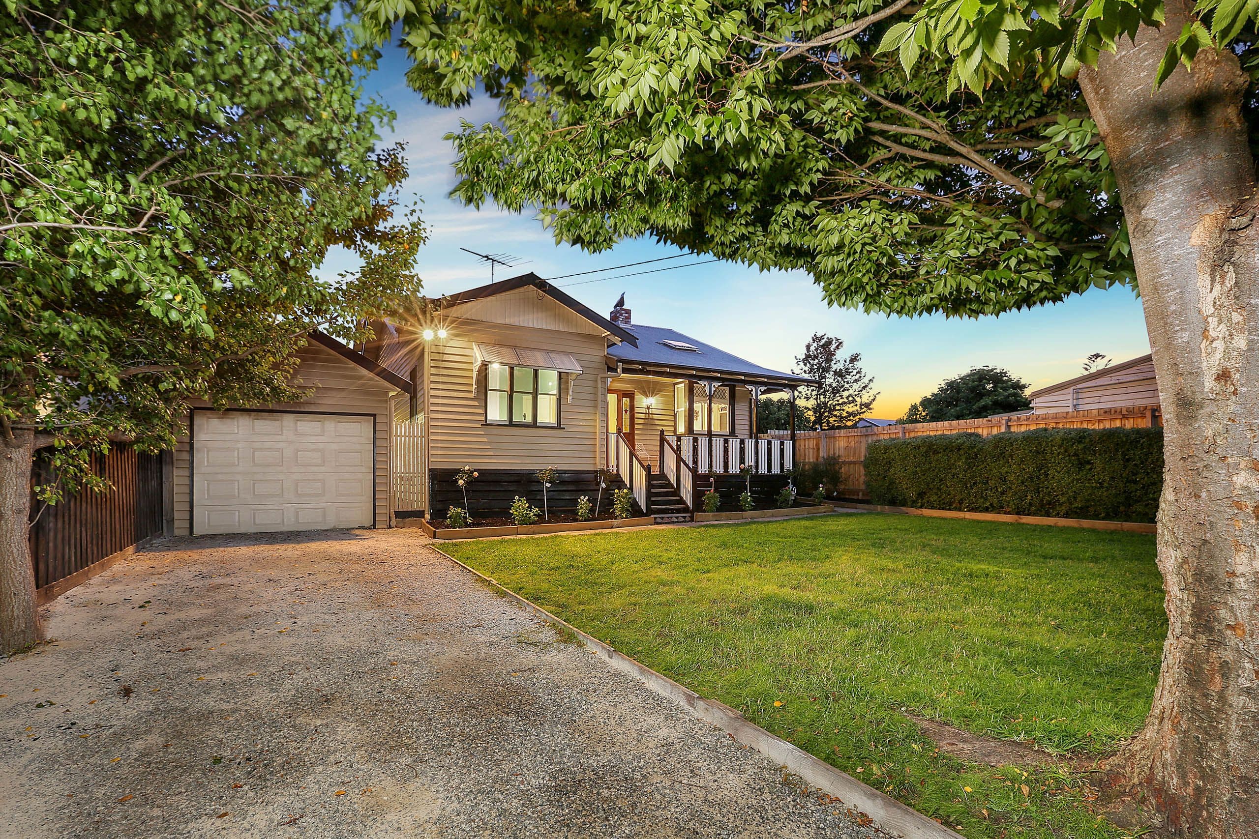 17 Faraday Street, Camp Hill QLD 4152, Camp Hill - Image 1