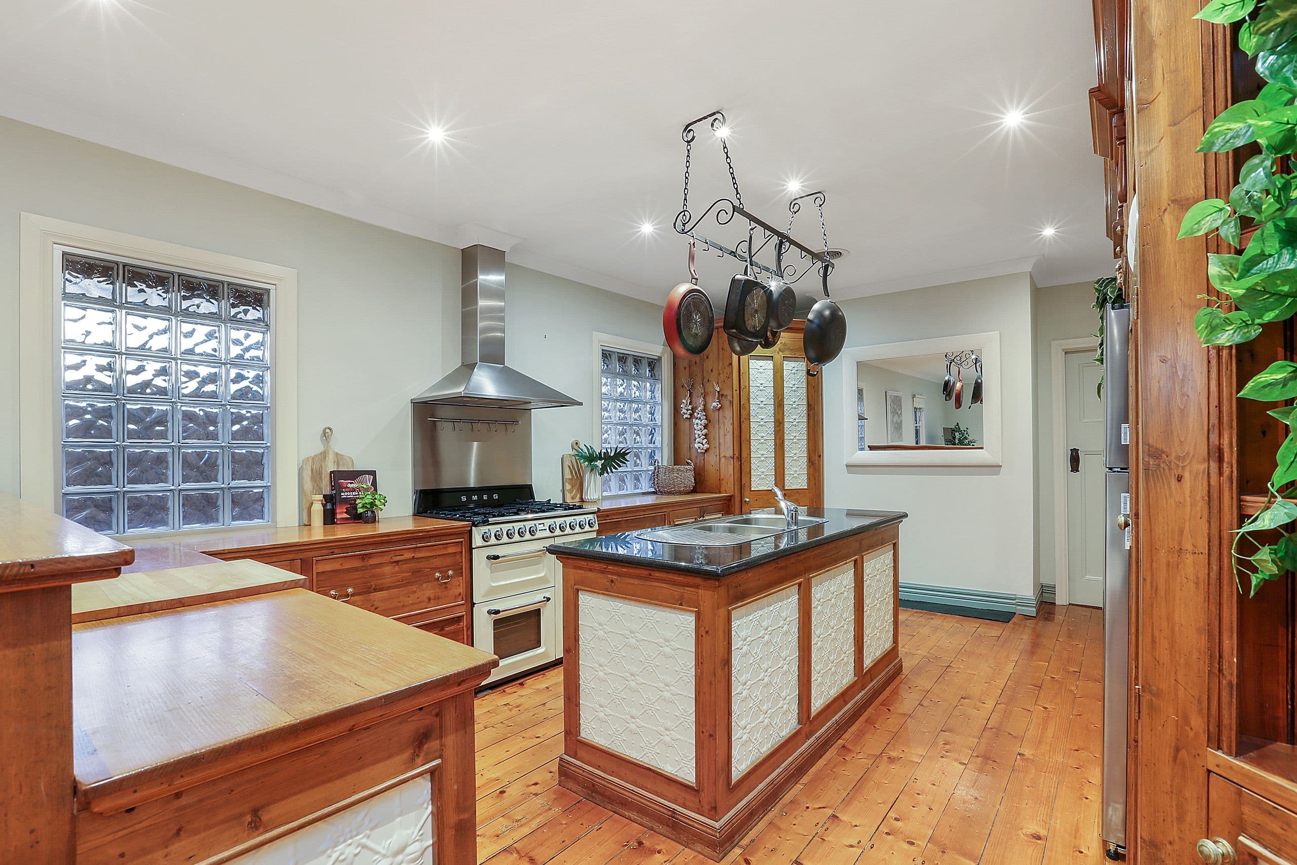 17 Faraday Street, Camp Hill QLD 4152, Camp Hill - Thumbnail 8
