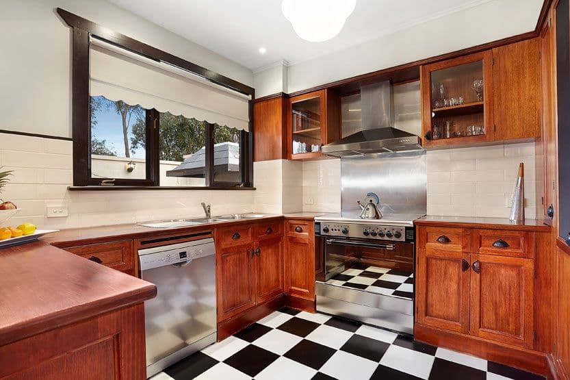 7 Gladhall Avenue, THORNBURY VIC 3071, Thornbury - Thumbnail 3