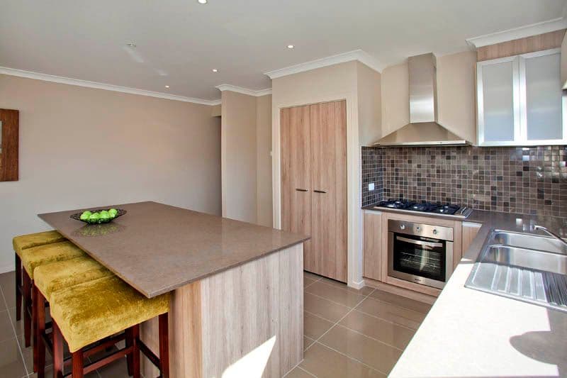 112 Eastlakes Boulevard, LARA VIC 3212, Lara - Thumbnail 4