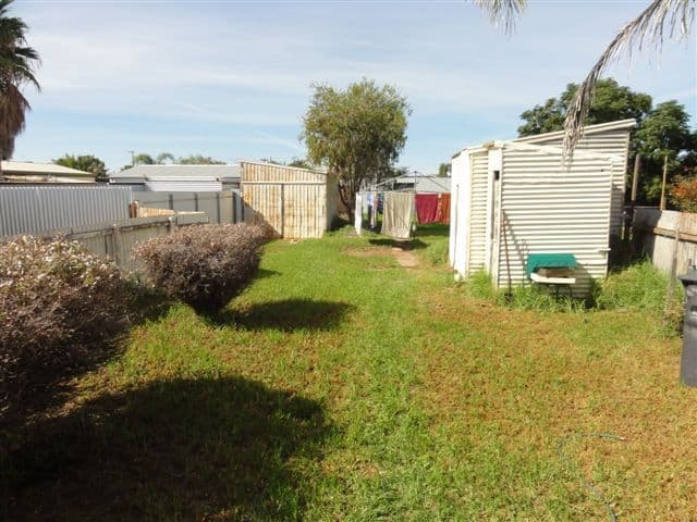 325 Thomas Lane, BROKEN HILL NSW 2880, Broken Hill - Thumbnail 6