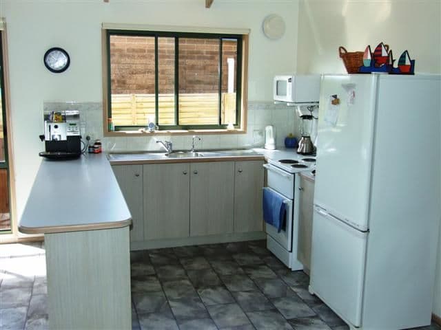 5 Cronulla Avenue, CAPE WOOLAMAI VIC 3925, Cape Woolamai - Thumbnail 3
