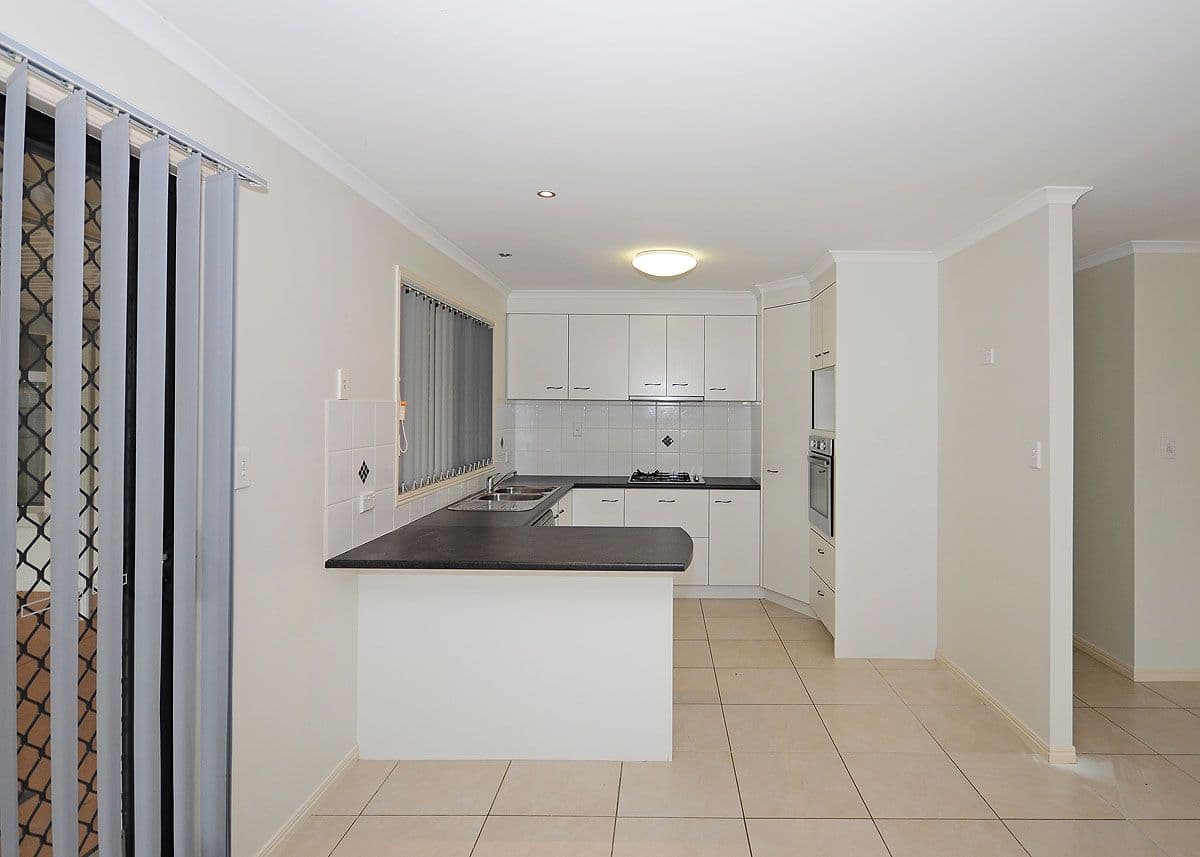 80 Endeavour Way, ELI WATERS QLD 4655, Eli Waters - Thumbnail 6