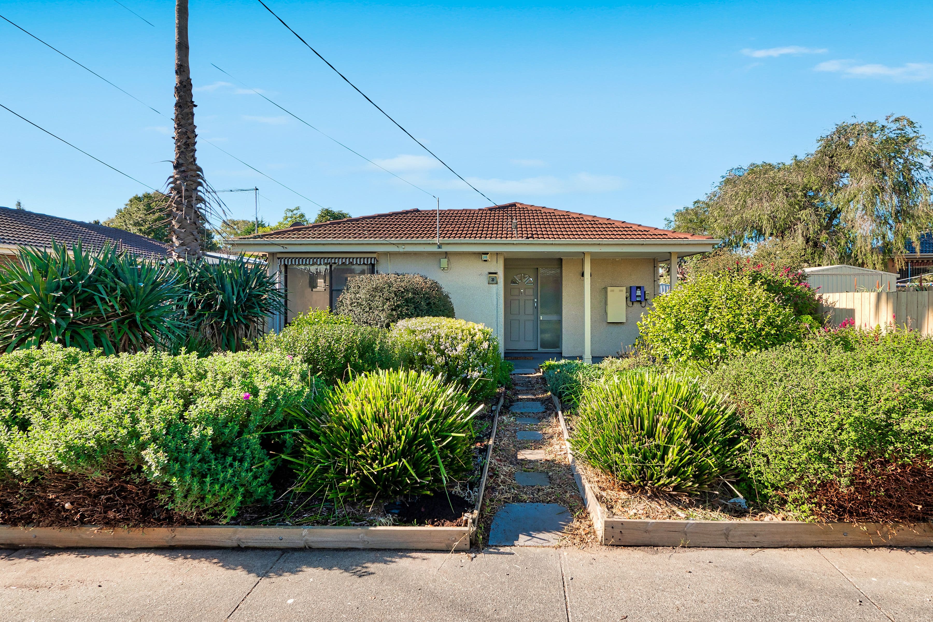 20 Valepark Crescent, Cranbourne VIC 3977, Cranbourne - Image 1
