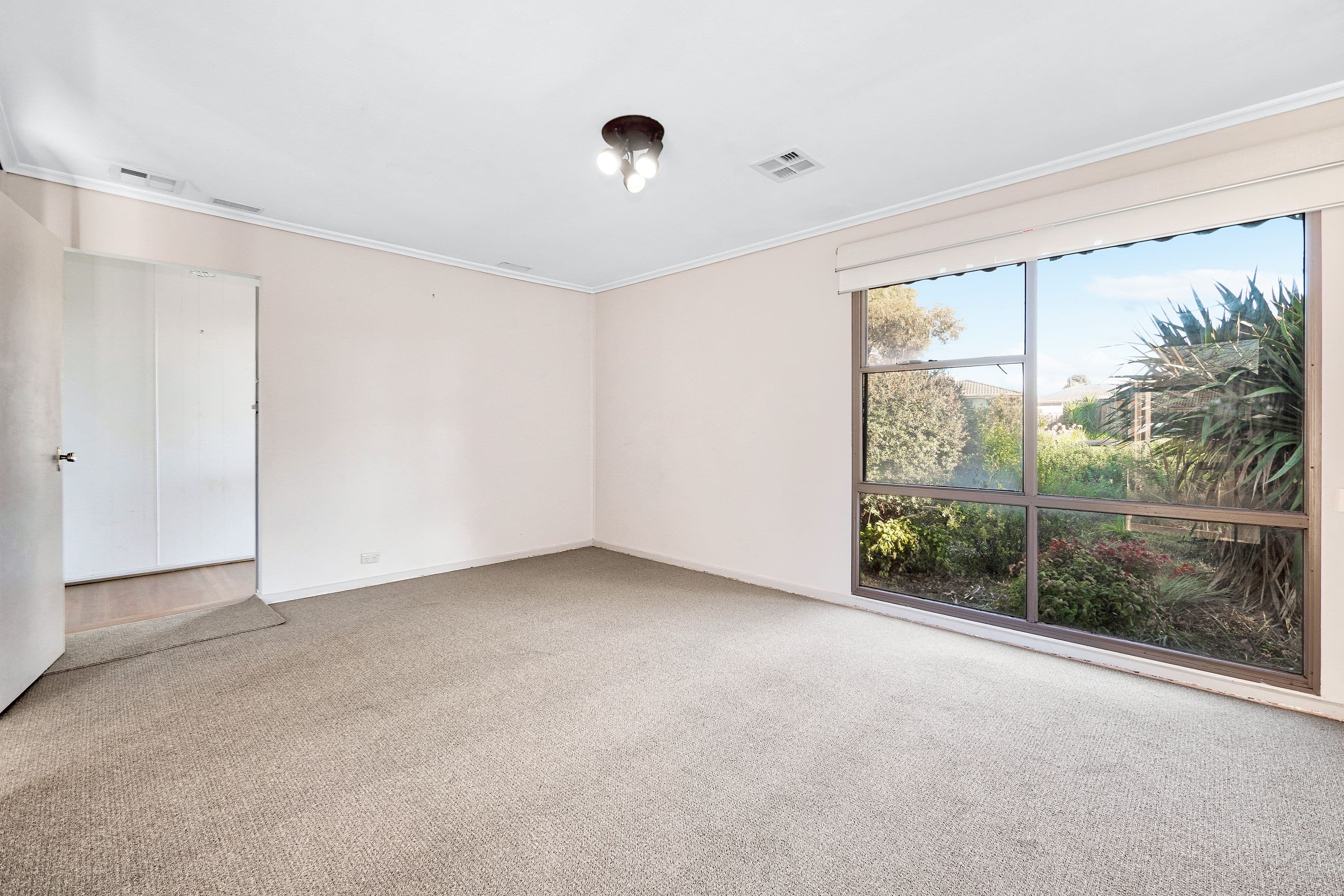 20 Valepark Crescent, Cranbourne VIC 3977, Cranbourne - Thumbnail 4