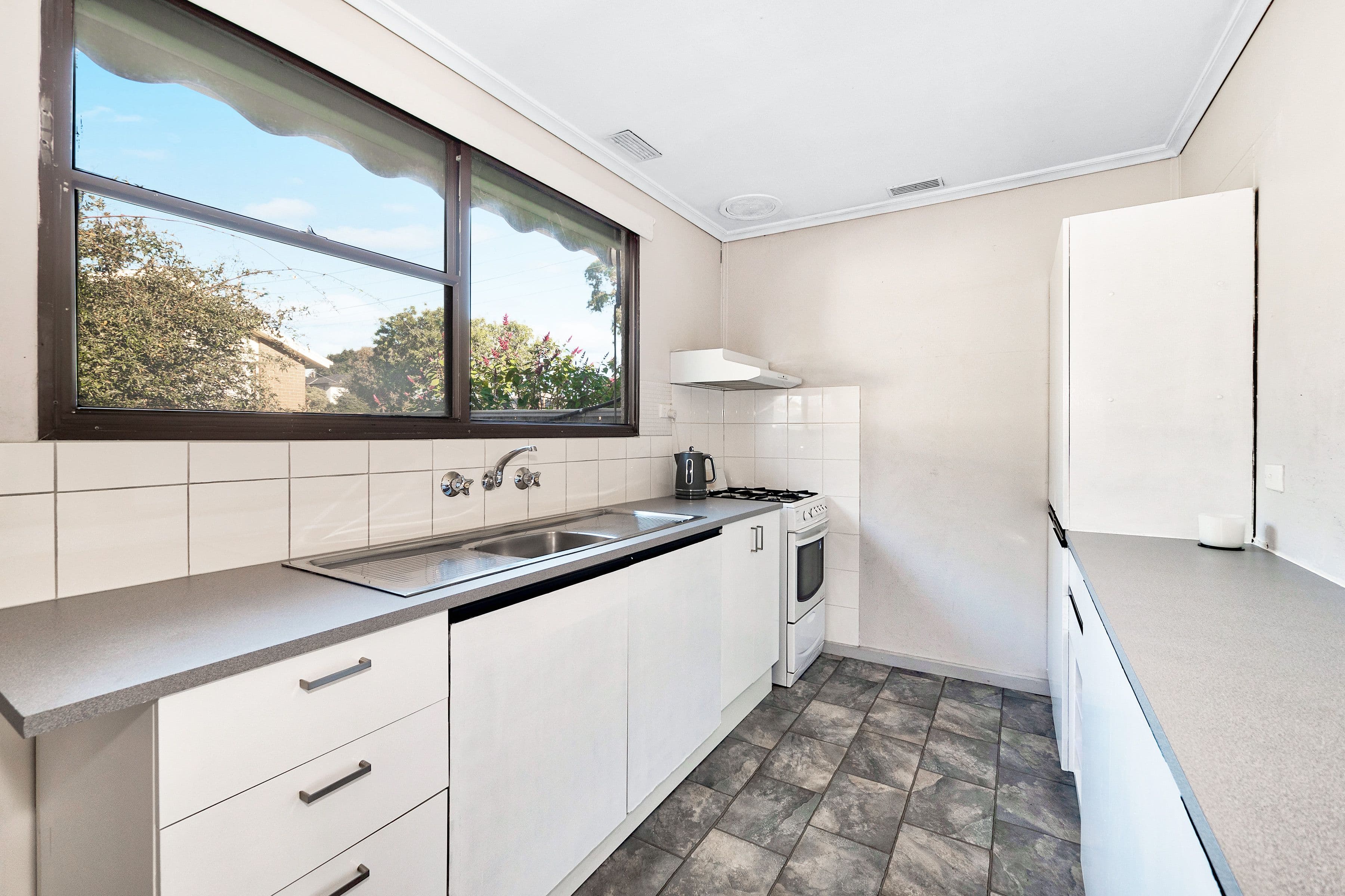20 Valepark Crescent, Cranbourne VIC 3977, Cranbourne - Thumbnail 5