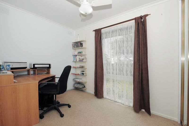 41 Luscombe Avenue, CARRUM DOWNS VIC 3201, Carrum Downs - Thumbnail 6