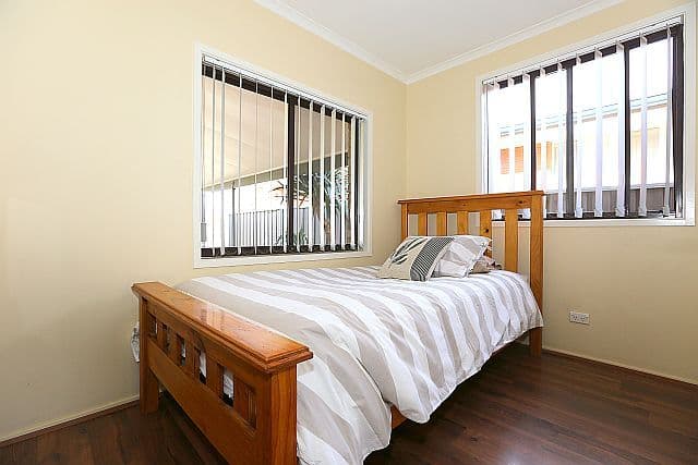 3 Lurnea Avenue, GEORGES HALL NSW 2198, Georges Hall - Thumbnail 6