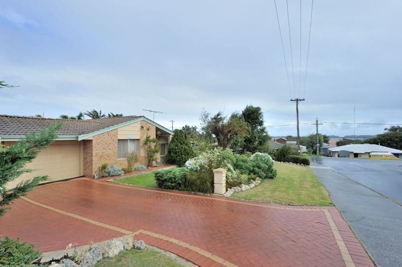 57 Matilda Avenue, AUSTRALIND WA 6233, Australind - Thumbnail 2