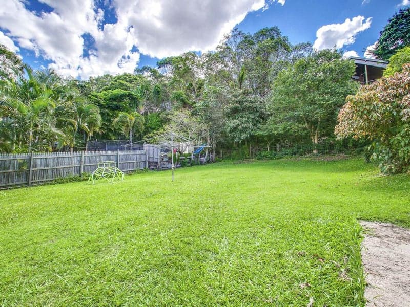 32 Cobbity Crescent, Arana Hills - Thumbnail 4
