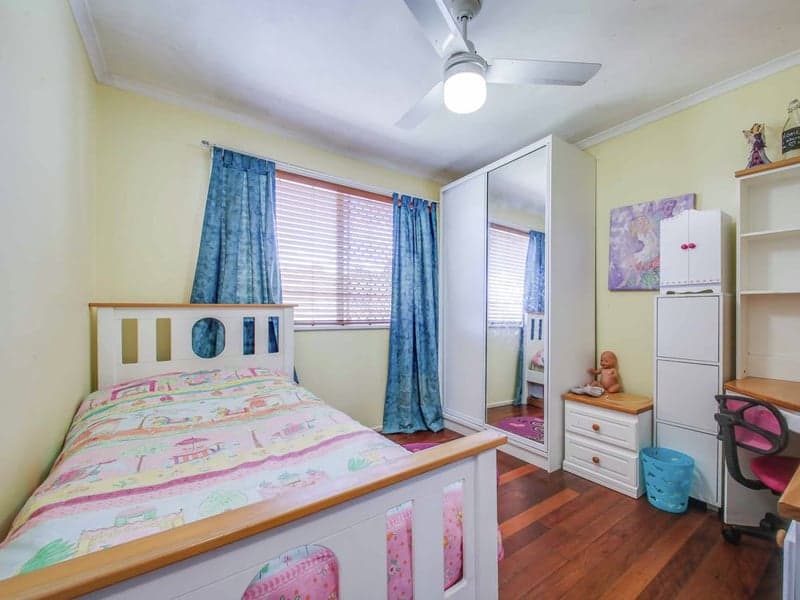32 Cobbity Crescent, Arana Hills - Thumbnail 6