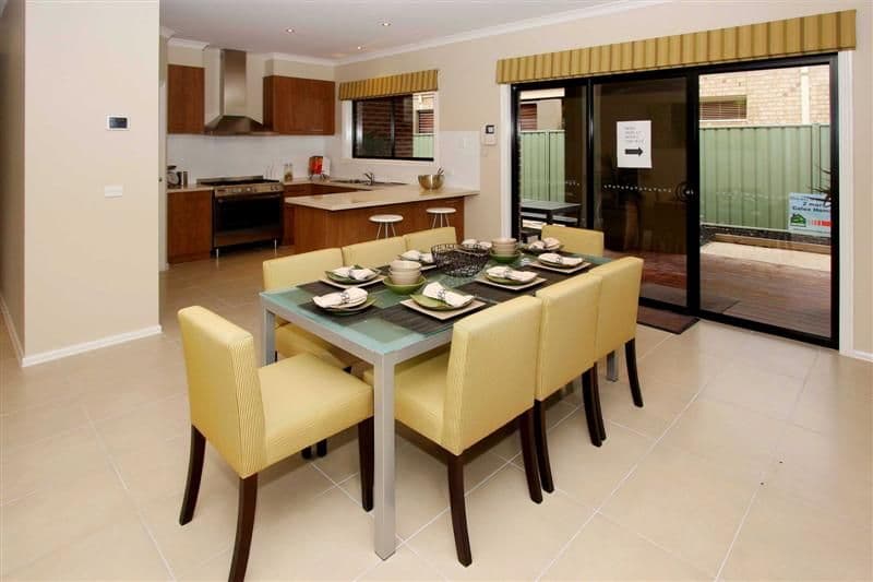15 Botanical Drive, CAROLINE SPRINGS VIC 3023, Caroline Springs - Thumbnail 3