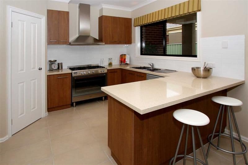 15 Botanical Drive, CAROLINE SPRINGS VIC 3023, Caroline Springs - Thumbnail 4