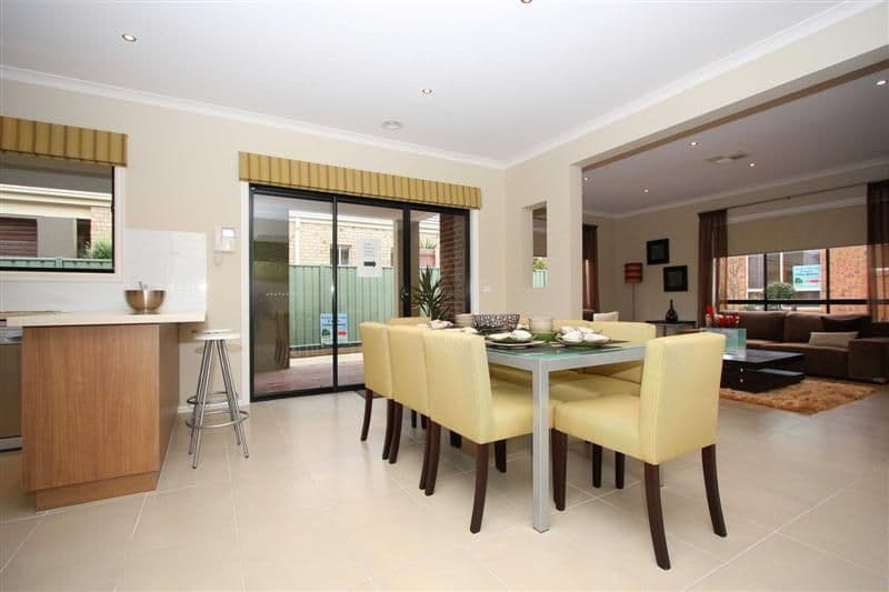 15 Botanical Drive, CAROLINE SPRINGS VIC 3023, Caroline Springs - Thumbnail 8