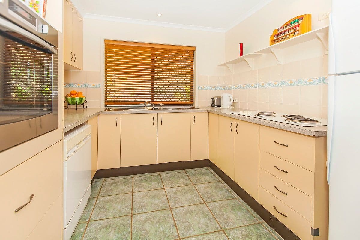26 Robin Street, CAMIRA QLD 4300, Camira - Thumbnail 4