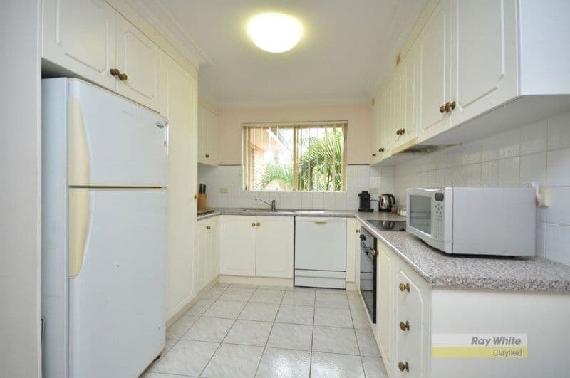 33 Wagner Road, CLAYFIELD QLD 4011, Clayfield - Thumbnail 2