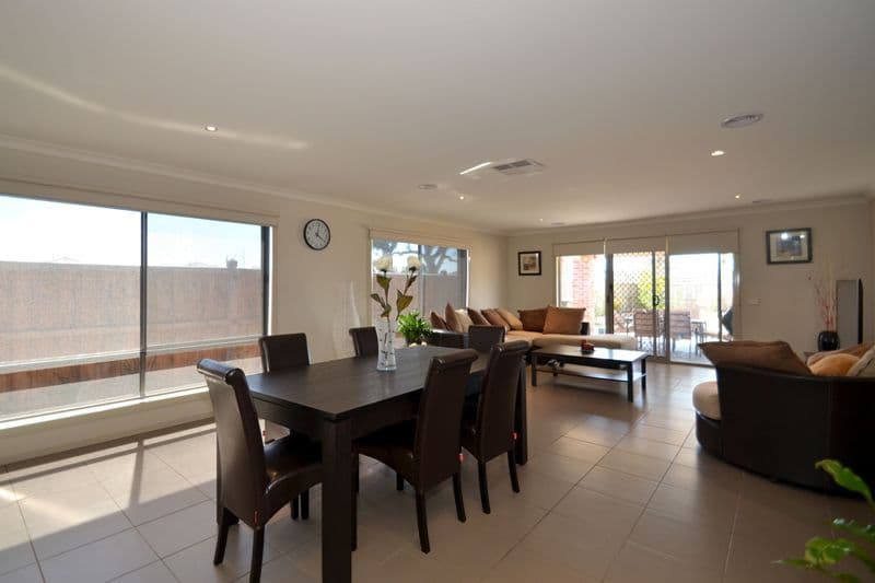 19 Succession Street, DOREEN VIC 3754, Doreen - Thumbnail 3