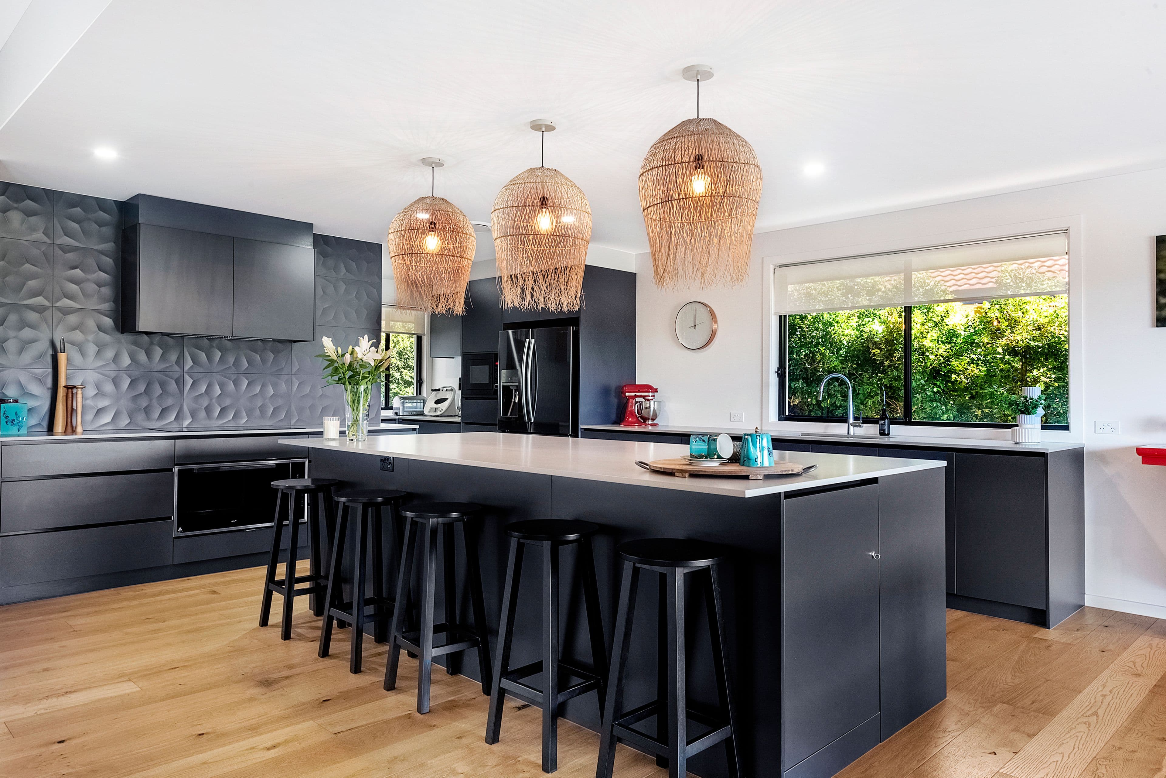 8 Yunga Court, Broadbeach Waters QLD 4218, Broadbeach Waters - Thumbnail 2
