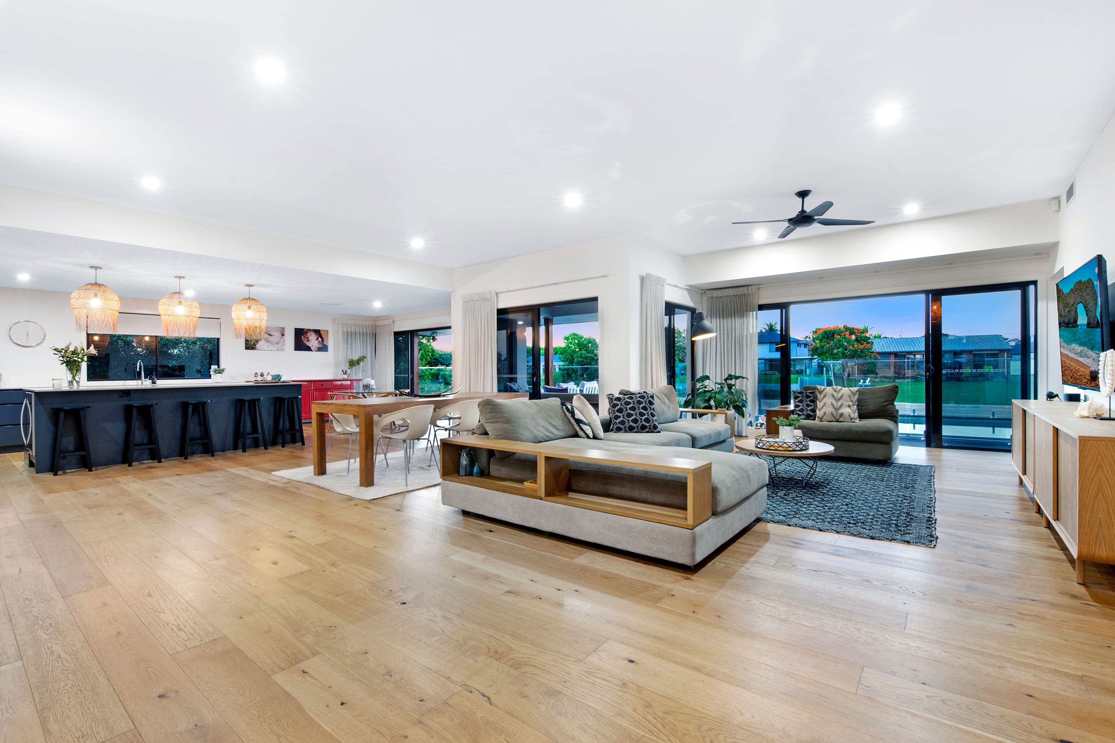 8 Yunga Court, Broadbeach Waters QLD 4218, Broadbeach Waters - Thumbnail 3