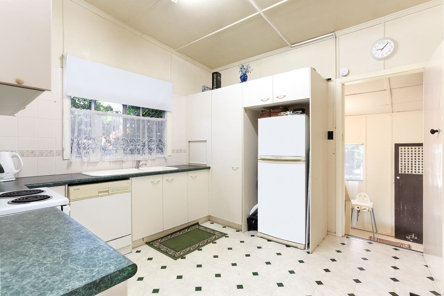 143 Oxley Avenue, Woody Point QLD 4019, Woody Point - Thumbnail 5