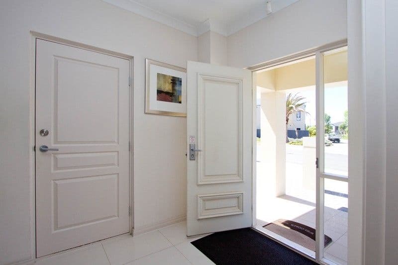 54 Elder Drive, MAWSON LAKES SA 5095, Mawson Lakes - Thumbnail 2