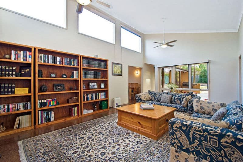 9 Colleen Close, CHERRYBROOK NSW 2126, Cherrybrook - Thumbnail 5