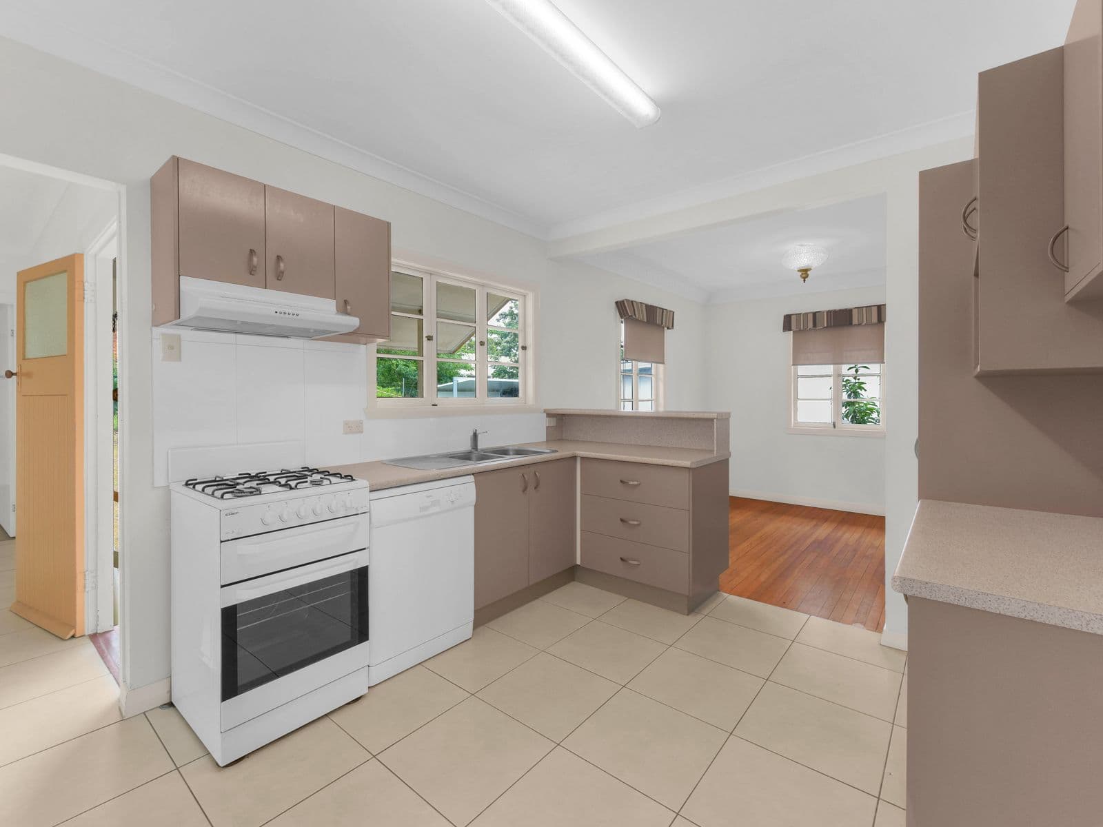 22 Farrell Street, Ashgrove QLD 4060, Ashgrove - Thumbnail 7