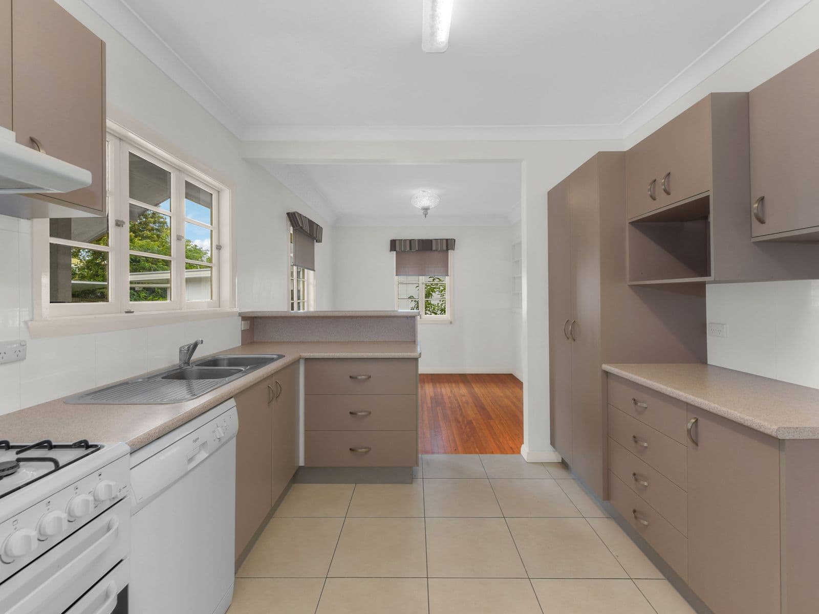 22 Farrell Street, Ashgrove QLD 4060, Ashgrove - Thumbnail 8