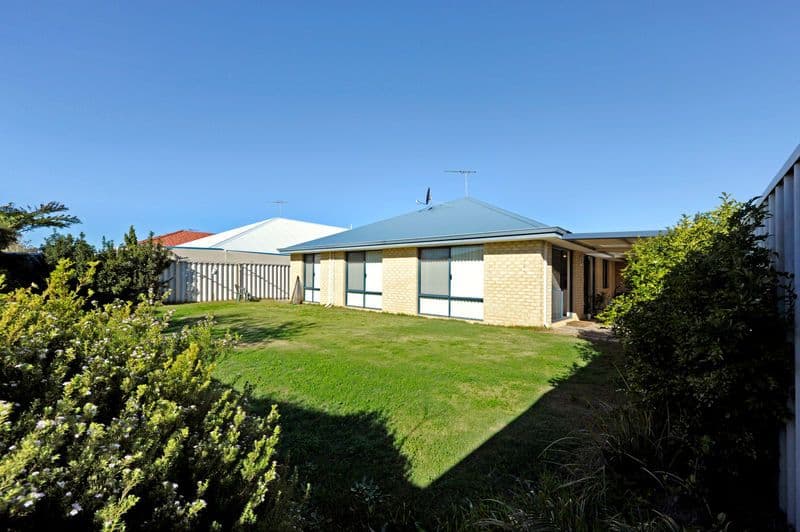 16 Brindabella Avenue, ROCKINGHAM WA 6168, Rockingham - Thumbnail 4
