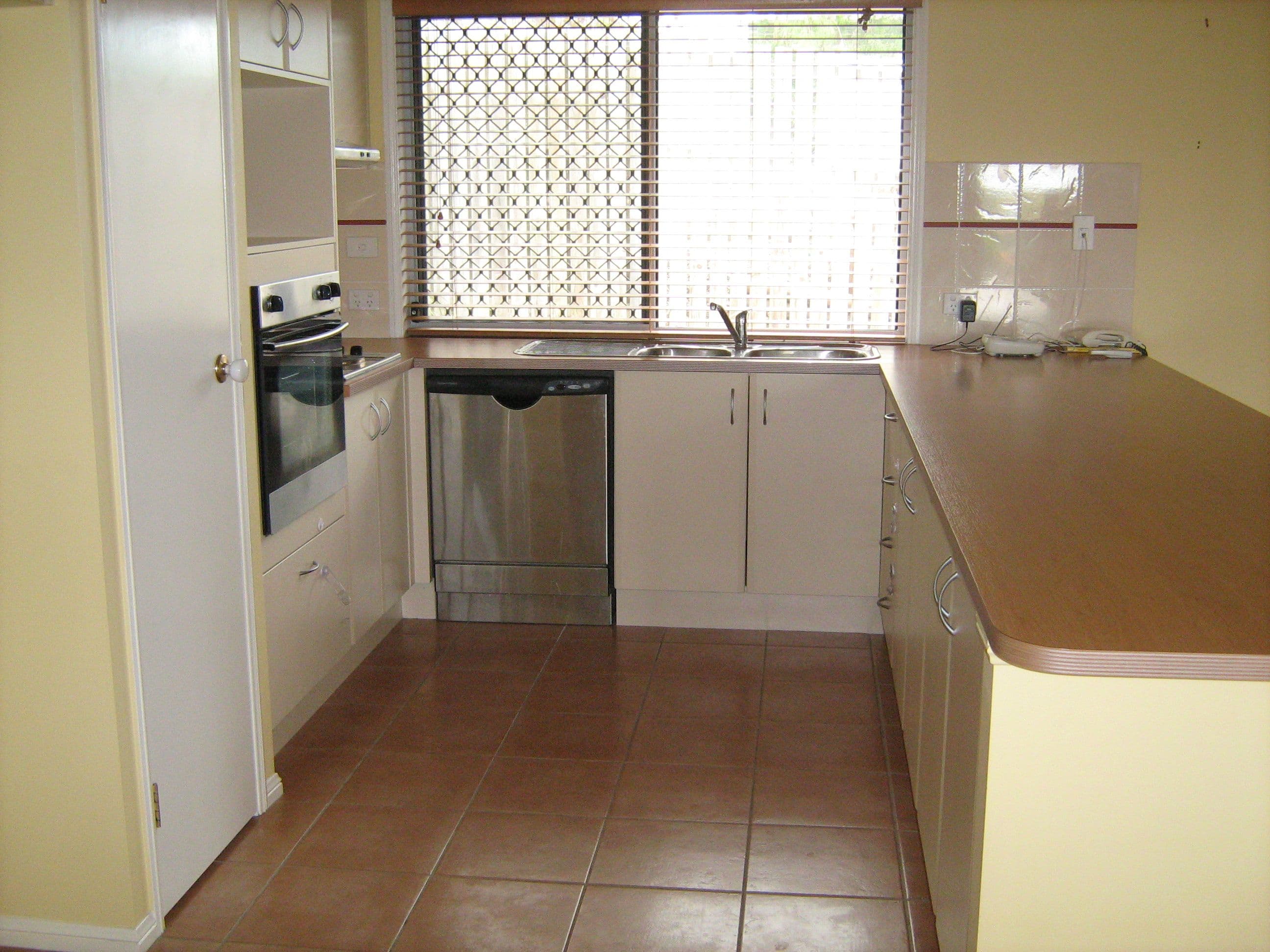 8 Spencer Street, Churchill QLD 4305, Churchill - Thumbnail 3