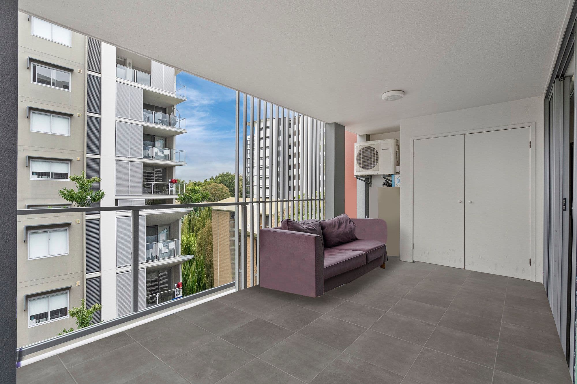28 Carl Street, Woolloongabba QLD 4102, Woolloongabba - Thumbnail 4