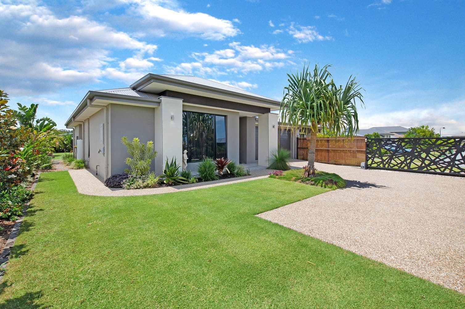 18 Wyperfield Circuit, Pimpama QLD 4209, Pimpama - Thumbnail 2