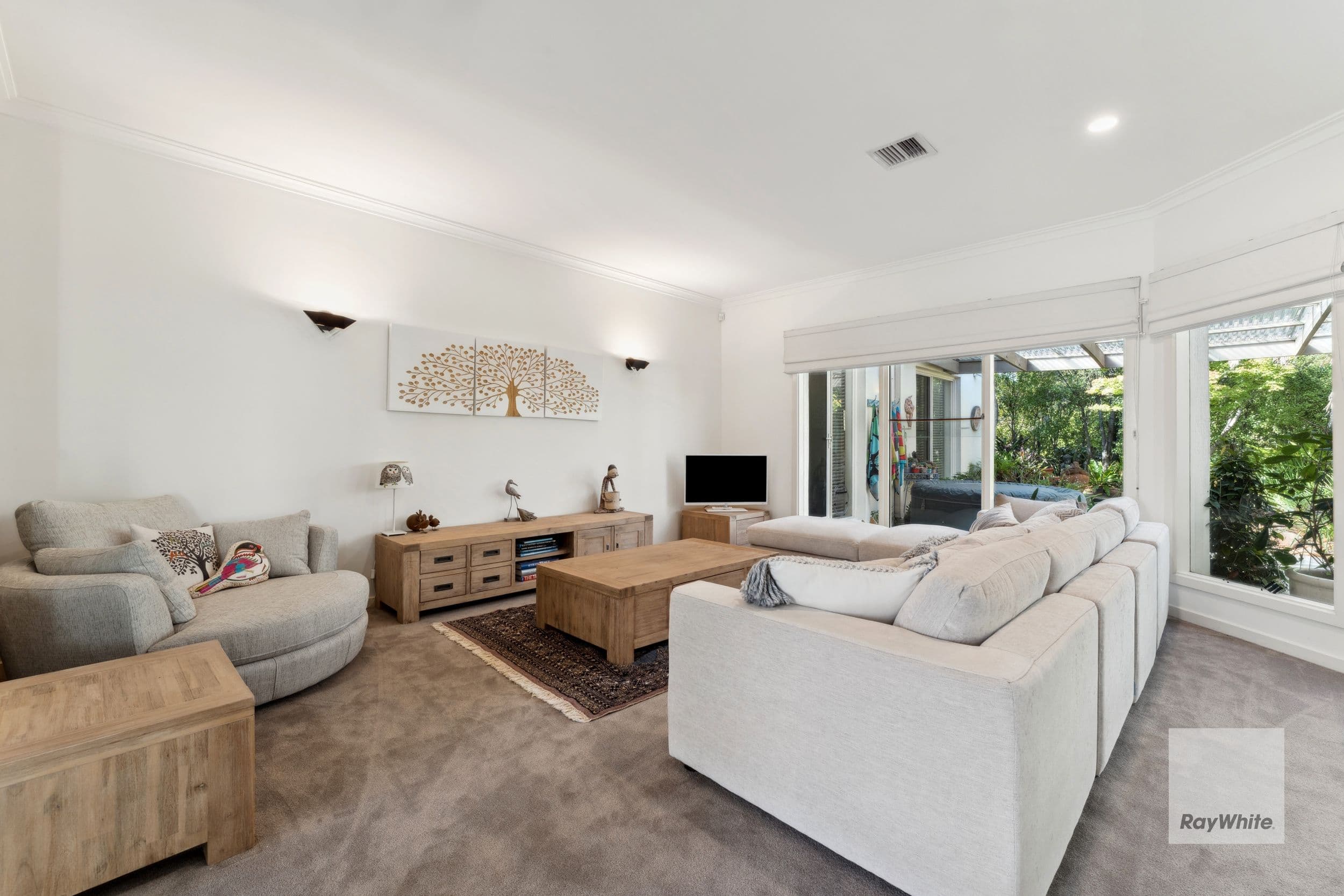 5 Mawson Close, Taylors Lakes VIC 3038, Taylors Lakes - Thumbnail 5