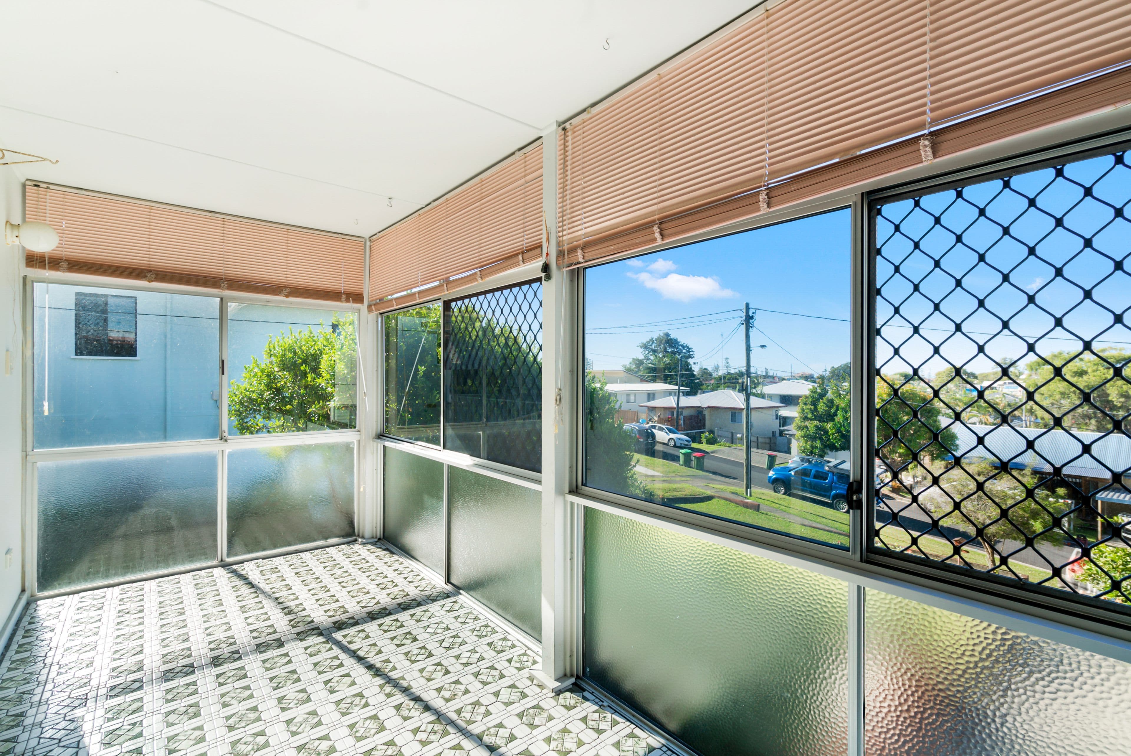 4 Cherub Street, Tugun QLD 4224, Tugun - Thumbnail 7
