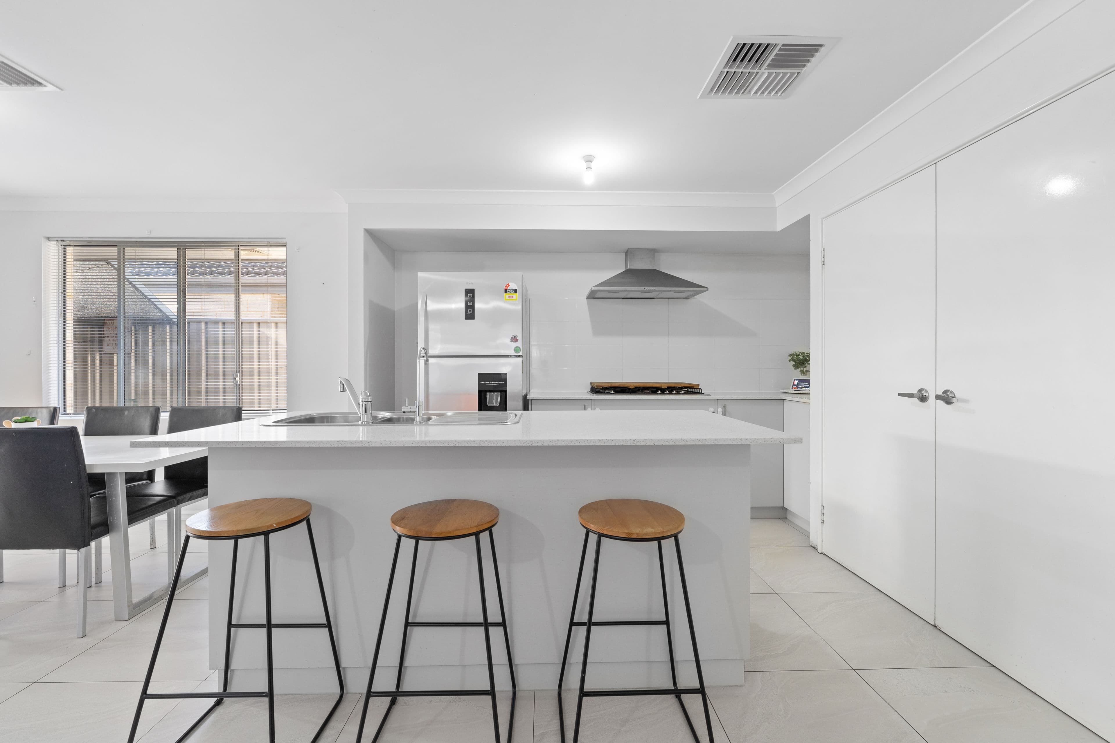 35 Cappuccino Drive, Baldivis WA 6171, Baldivis - Thumbnail 2