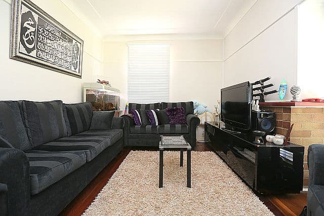 7 Bamfield Avenue, Yagoona NSW 2199, Yagoona - Thumbnail 2