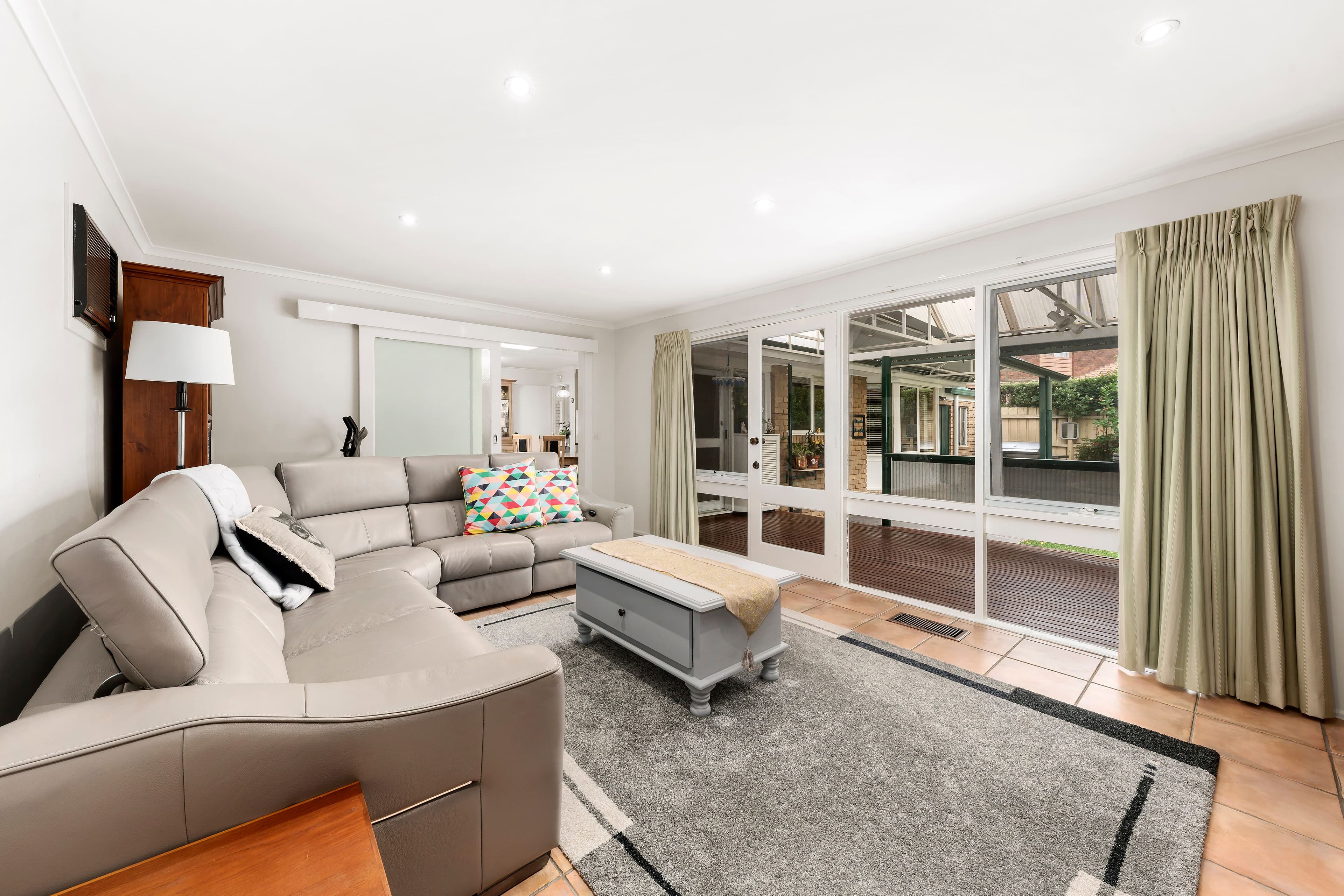 19 Aston Heath, Glen Waverley VIC 3150, Glen Waverley - Thumbnail 4