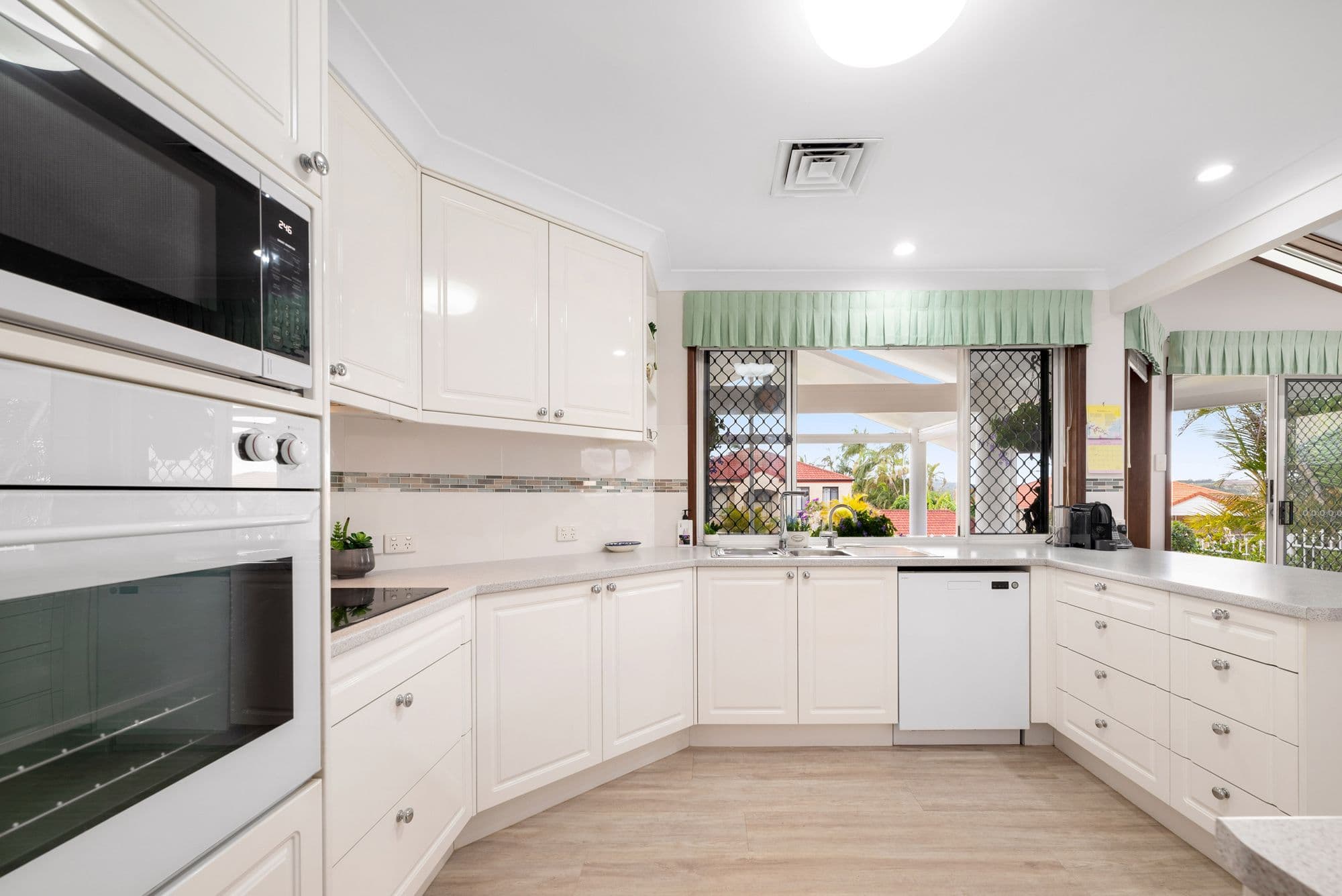 5 Mindona Street, Wishart QLD 4122, Wishart - Thumbnail 7