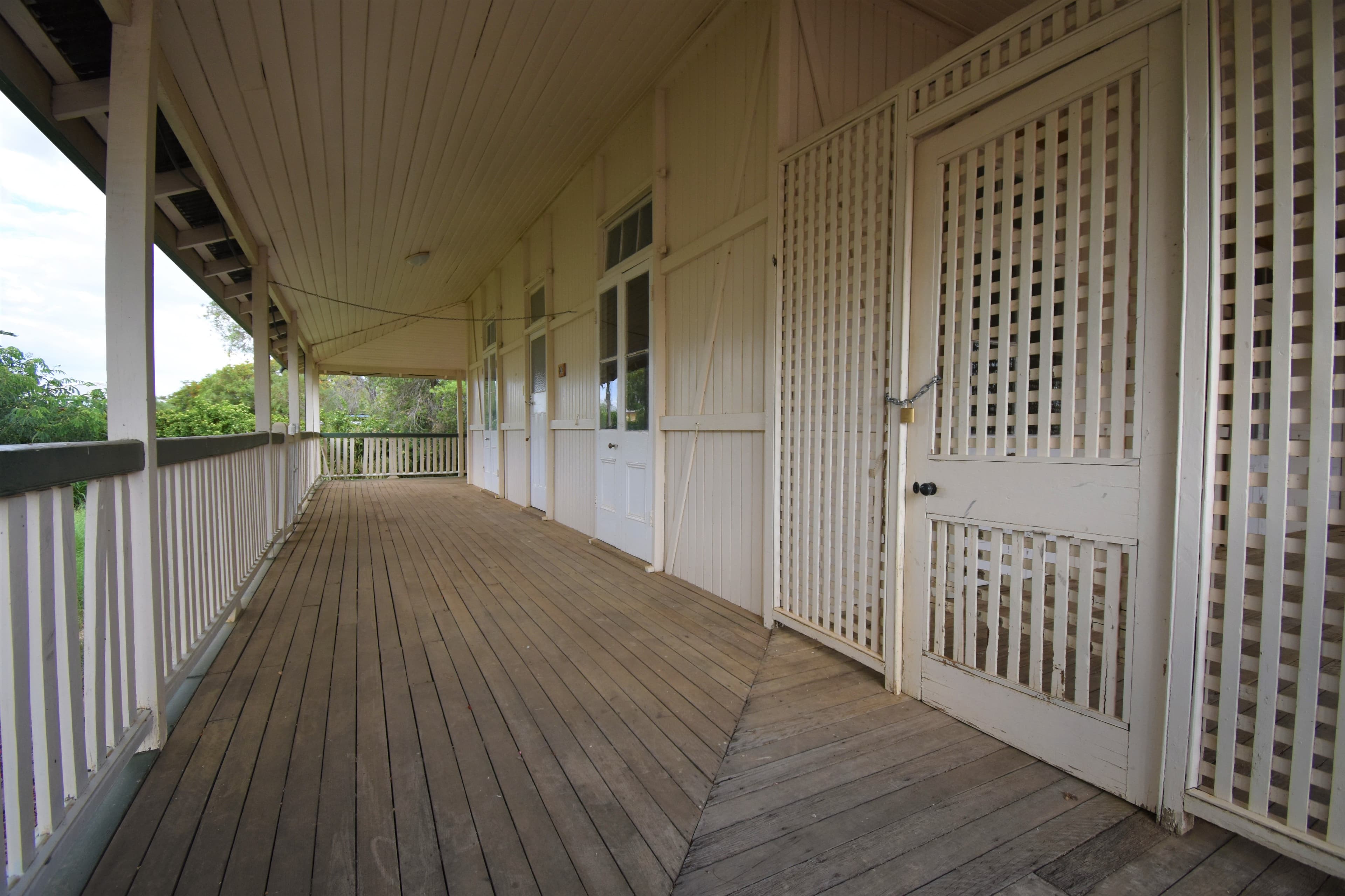 40 Plover Street, Longreach QLD 4730, Longreach - Thumbnail 2