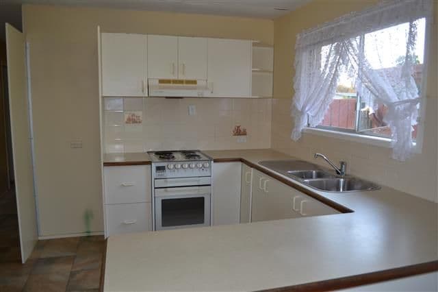 7 Pashley Street, CLINTON QLD 4680, Clinton - Thumbnail 4