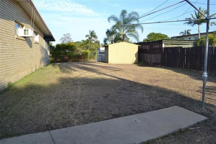 7 Pashley Street, CLINTON QLD 4680, Clinton - Thumbnail 8