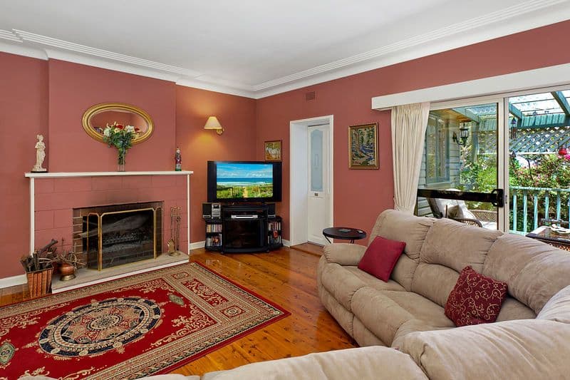 16 Pringle Avenue, FRENCHS FOREST NSW 2086, Frenchs Forest - Thumbnail 2