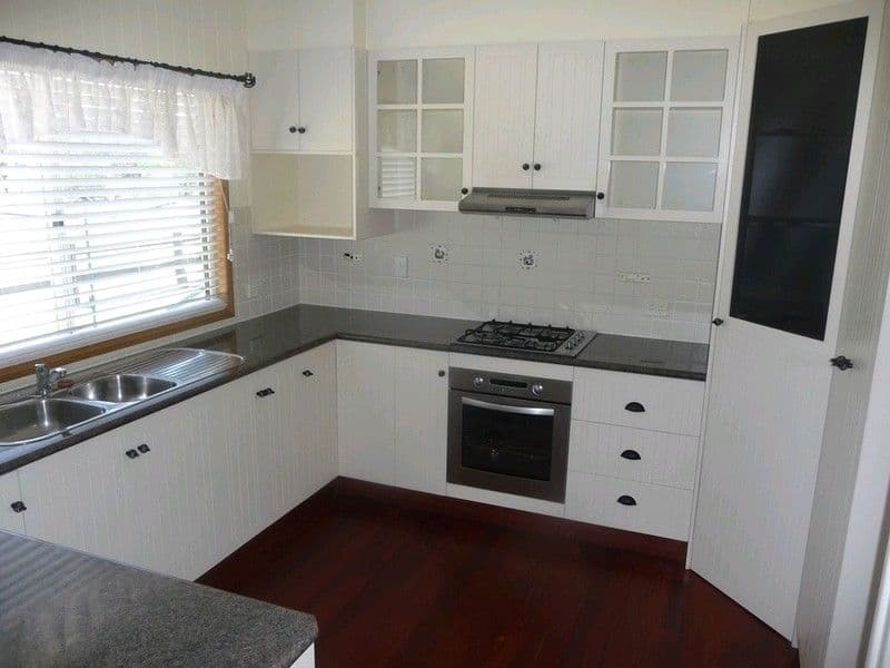 7313 NewEngland Highway, CROWS NEST QLD 4355, Crows Nest - Thumbnail 2