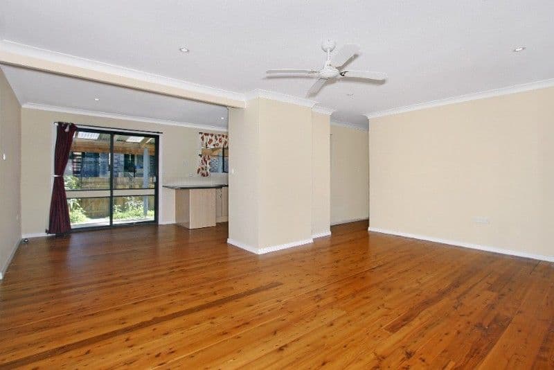 8 Ansell Close, CHITTAWAY POINT NSW 2261, Chittaway Point - Thumbnail 3