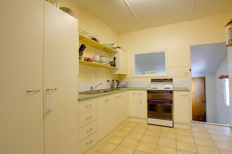 76 Leopold Street, AITKENVALE QLD 4814, Aitkenvale - Thumbnail 4