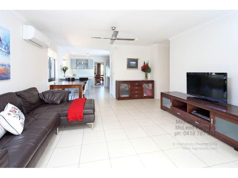 47 Tangmere Street, CHAPEL HILL QLD 4069, Chapel Hill - Thumbnail 8