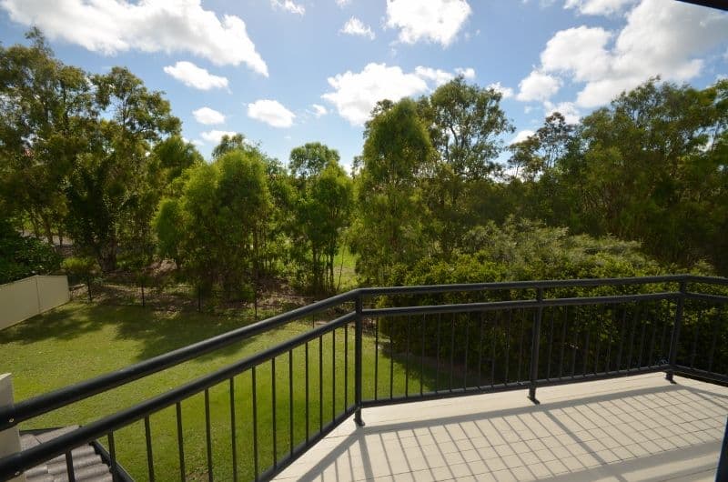 16 Golden Bear Drive, Arundel QLD 4214, Arundel - Thumbnail 4