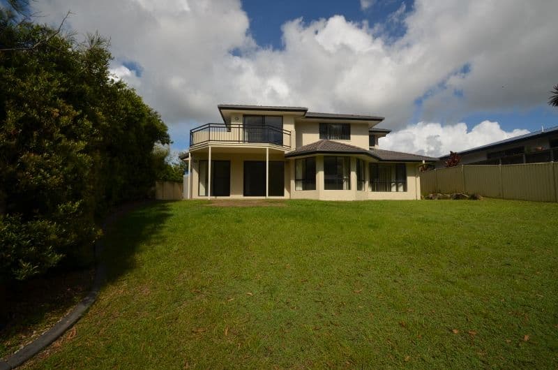 16 Golden Bear Drive, Arundel QLD 4214, Arundel - Thumbnail 5
