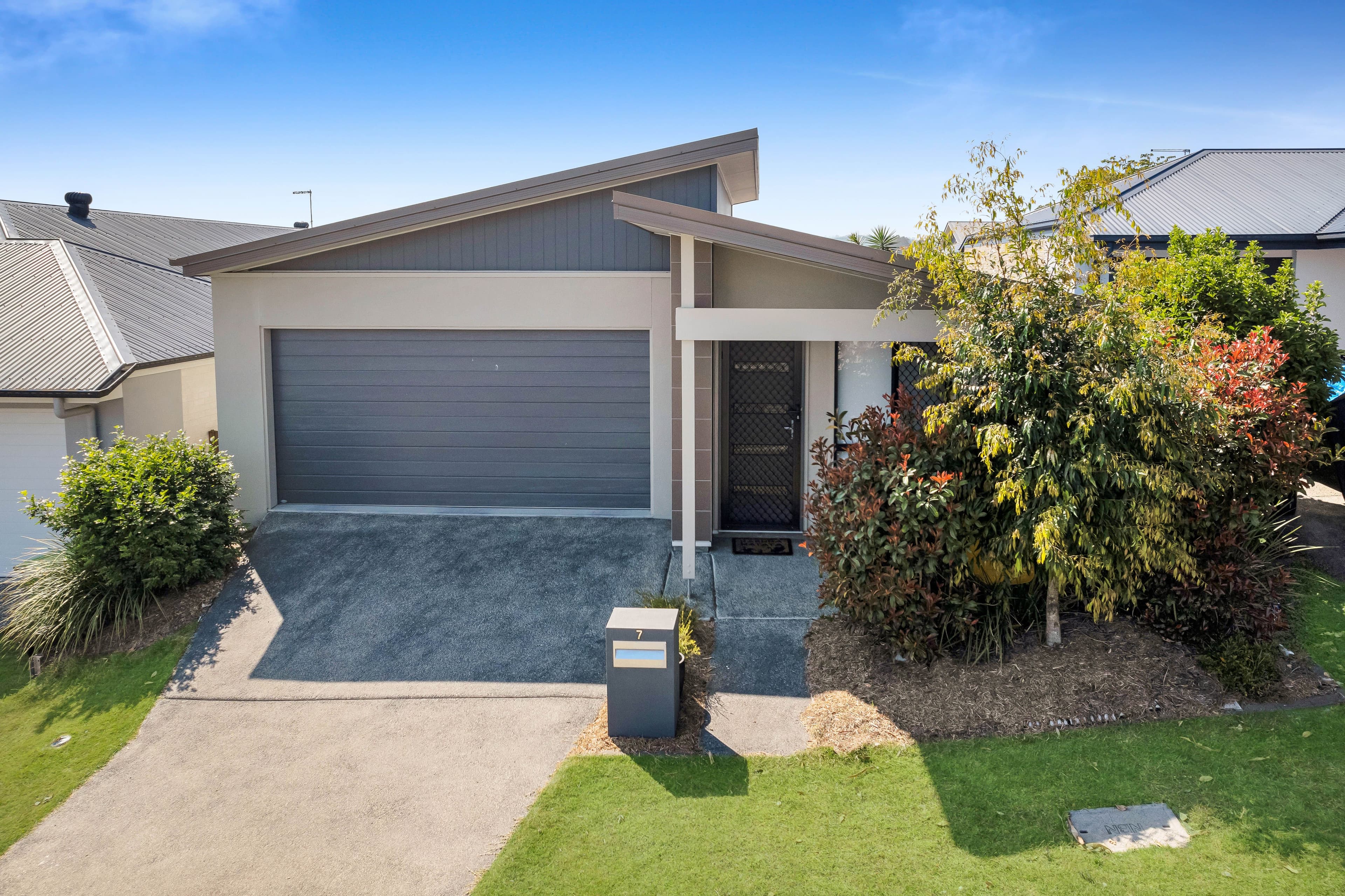 7 Herberton Road, South Ripley QLD 4306, South Ripley - Image 1