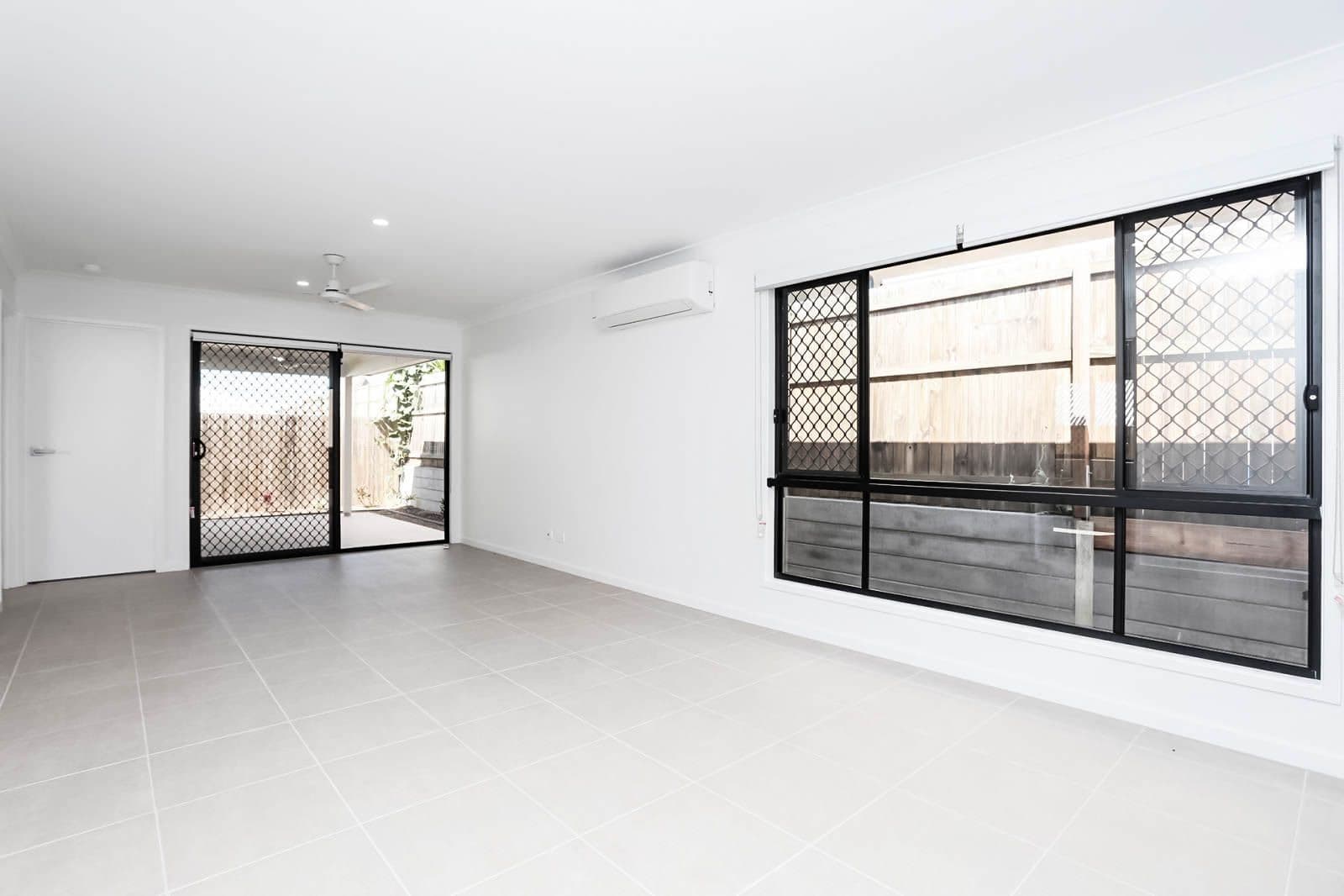 7 Herberton Road, South Ripley QLD 4306, South Ripley - Thumbnail 5